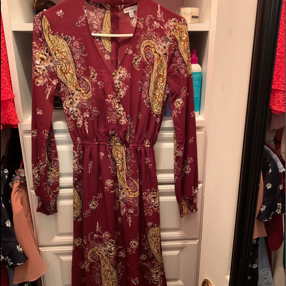 burgundy dress 👗